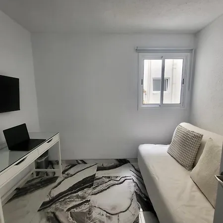2 Bedrooms Flat + Balcony + Parking At Canteras Appartement *