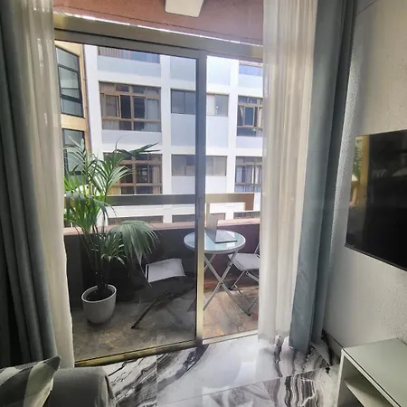 2 Bedrooms Flat + Balcony + Parking At Canteras Appartement *