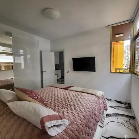 Apartment 2 Bedrooms Flat + Balcony + Parking At Canteras *