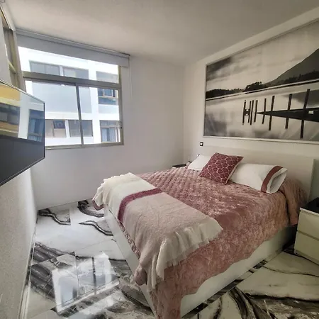 2 Bedrooms Flat + Balcony + Parking At Canteras