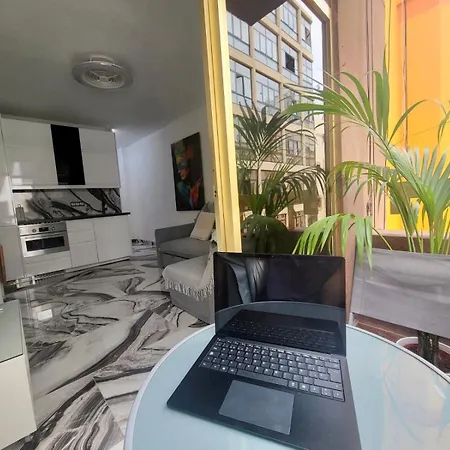 2 Bedrooms Flat + Balcony + Parking At Canteras شقة لاس بالماس دي غران كاناريا