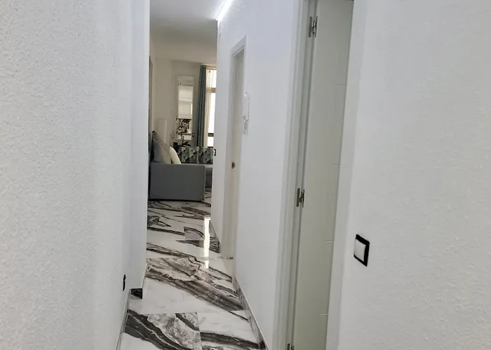 Apartment 2 Bedrooms Flat + Balcony + Parking At Canteras *