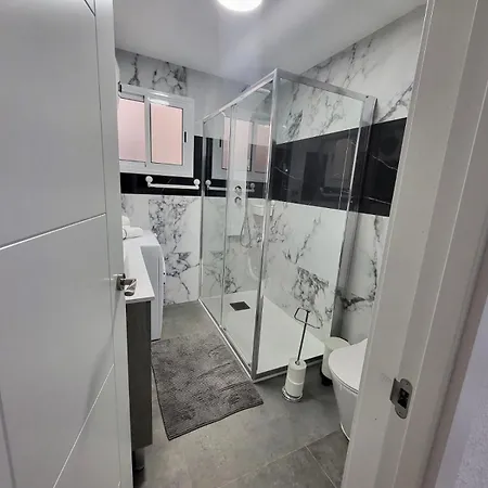 2 Bedrooms Flat + Balcony + Parking At Canteras Апартаменты Лас-Пальмас-де-Гран-Канария