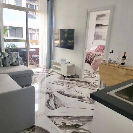 Апартаменты 2 Bedrooms Flat + Balcony + Parking At Canteras