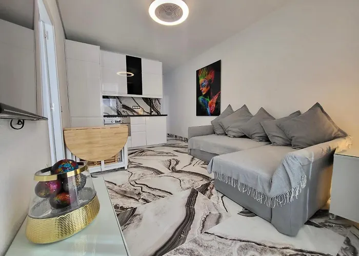 2 Bedrooms Flat + Balcony + Parking At Canteras Las Palmas de Gran Canaria