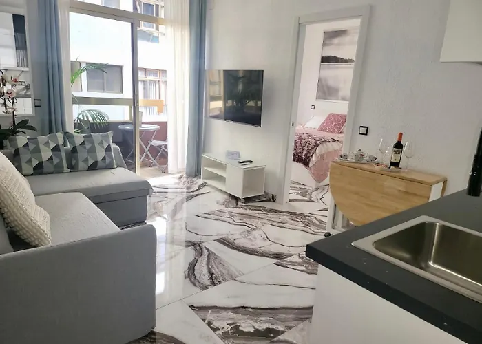 Appartement 2 Bedrooms Flat + Balcony + Parking At Canteras